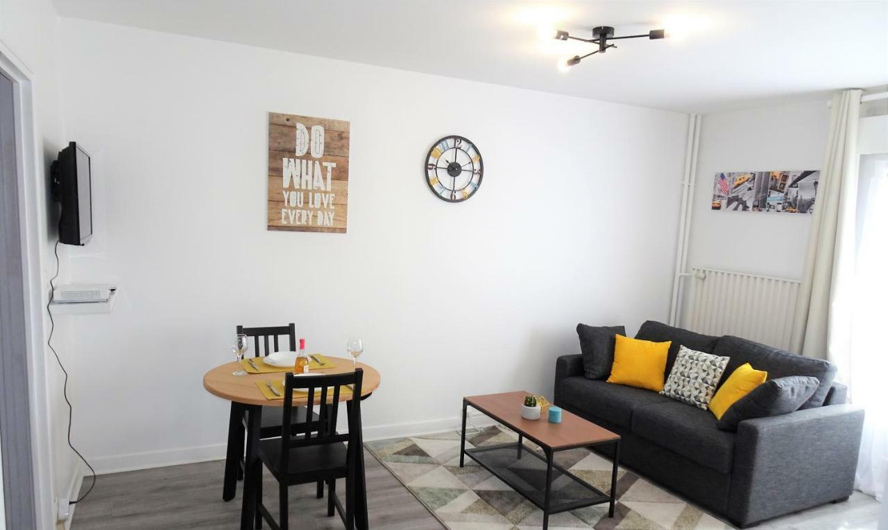 Appartement Le Mans Liberation Exterior photo